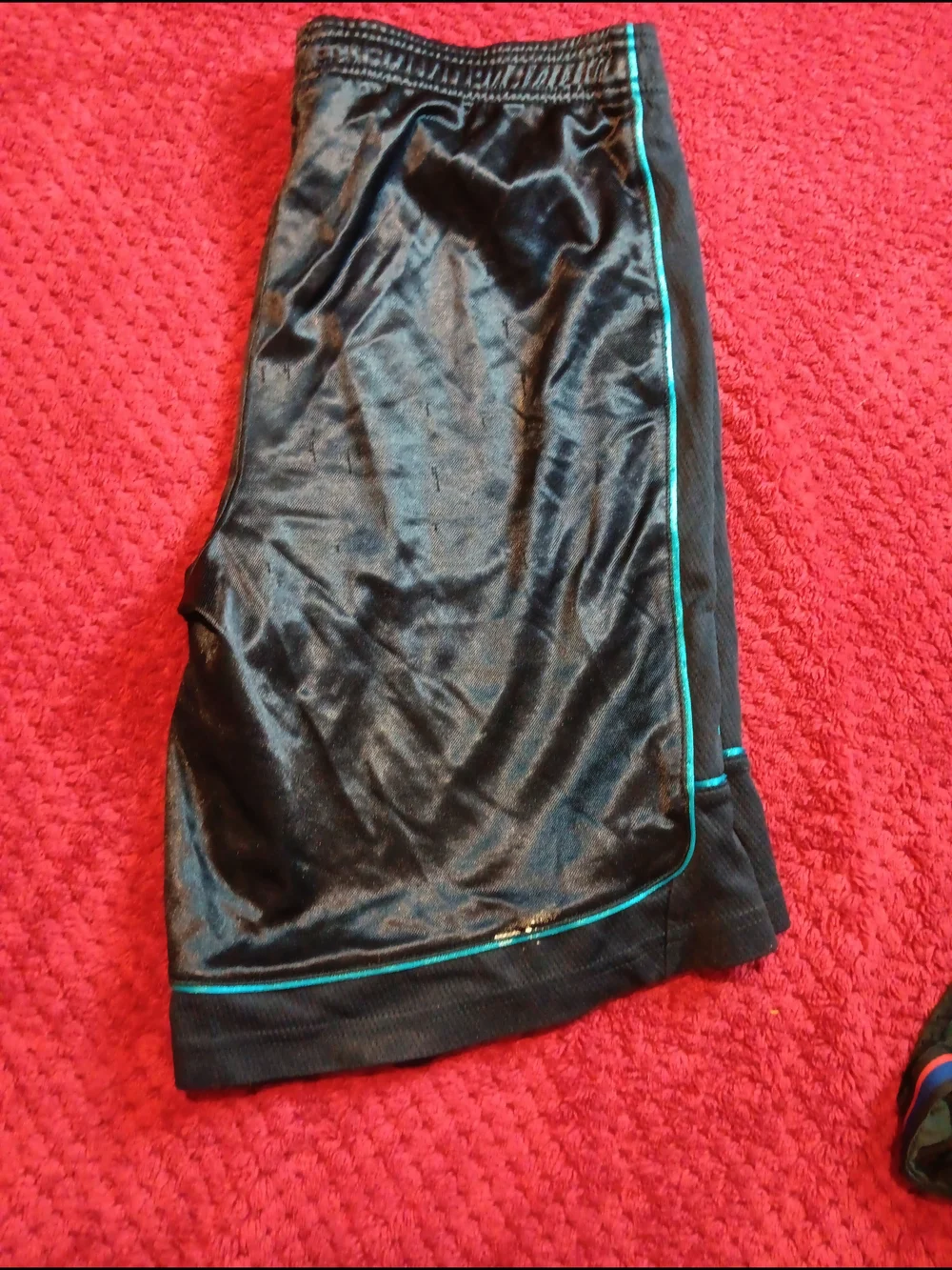 And1 black athletic